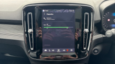 Volvo XC40 2.0 B4P Ultimate Dark 5dr Auto Petrol Estate